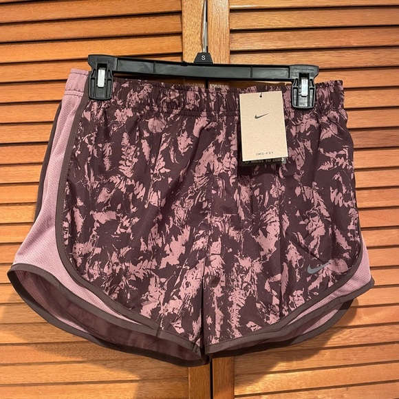 Nike Dri-Fit Women’s Lined Tempo Brown Athletic Running Shorts Sz M NWT - Picture 1 of 6